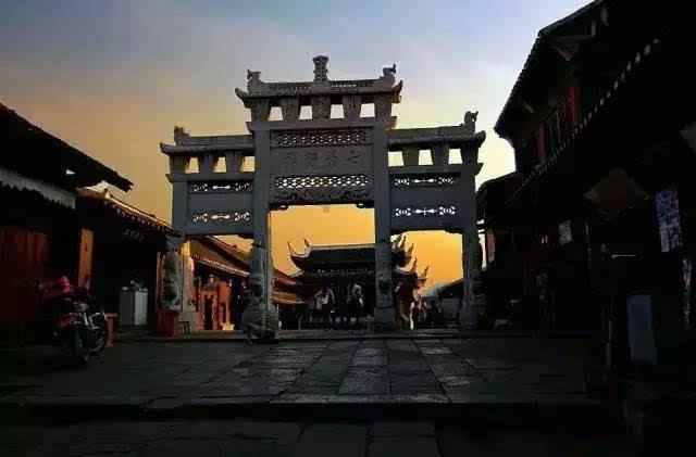 比亚迪(002594.SZ):预计2023年度净利润为290亿元–310亿元